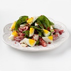 Spinach Salad with Egg, Blue Cheese and Bacon