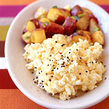 Scrambled Egg Whites With Cheese And Home Fries Recipes Ww Usa