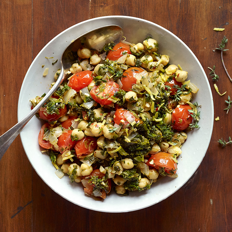Photo of Skillet spinach and chickpeas with cherry tomatoes by WW