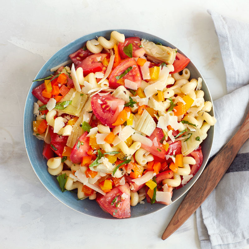 Photo of Italian pasta salad with tomatoes and artichoke hearts by WW