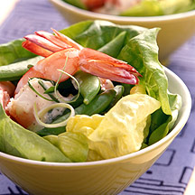 Photo de Salade de pois sugar snap, aux crevettes et au gingembre par WW