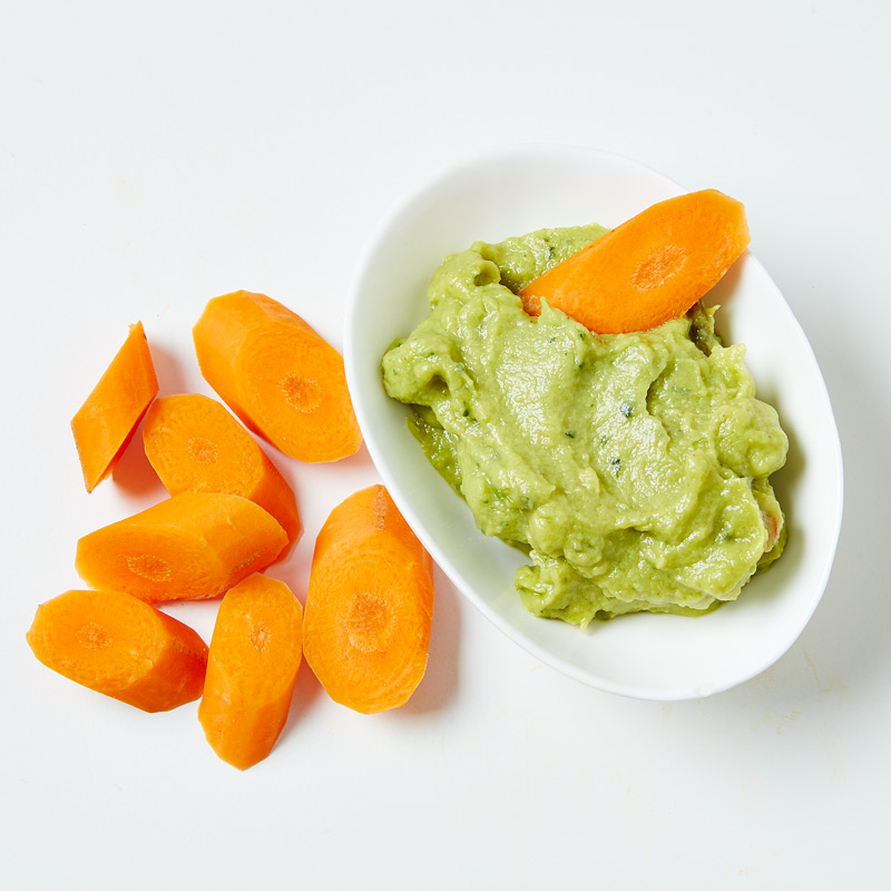 Guacamole with Carrot Crackers