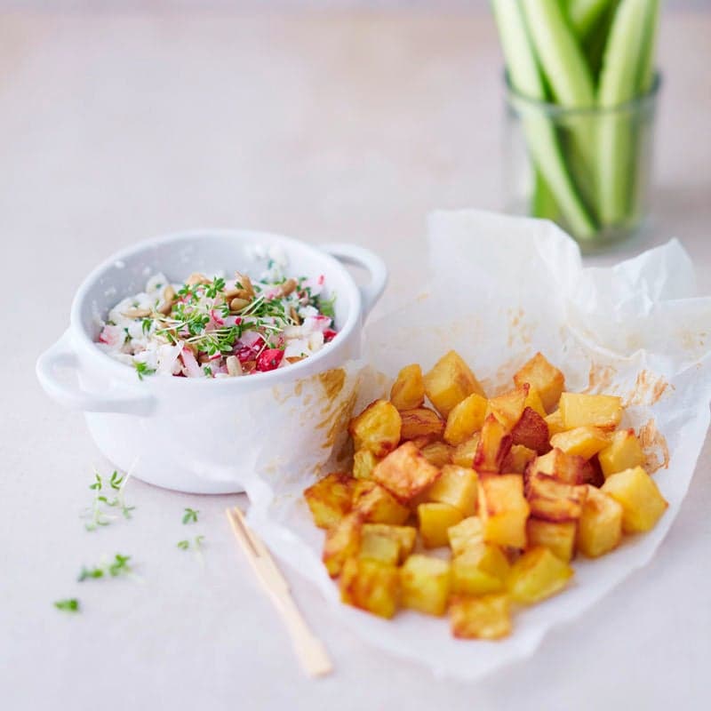 Knusperkartoffeln mit Schafskäsedip