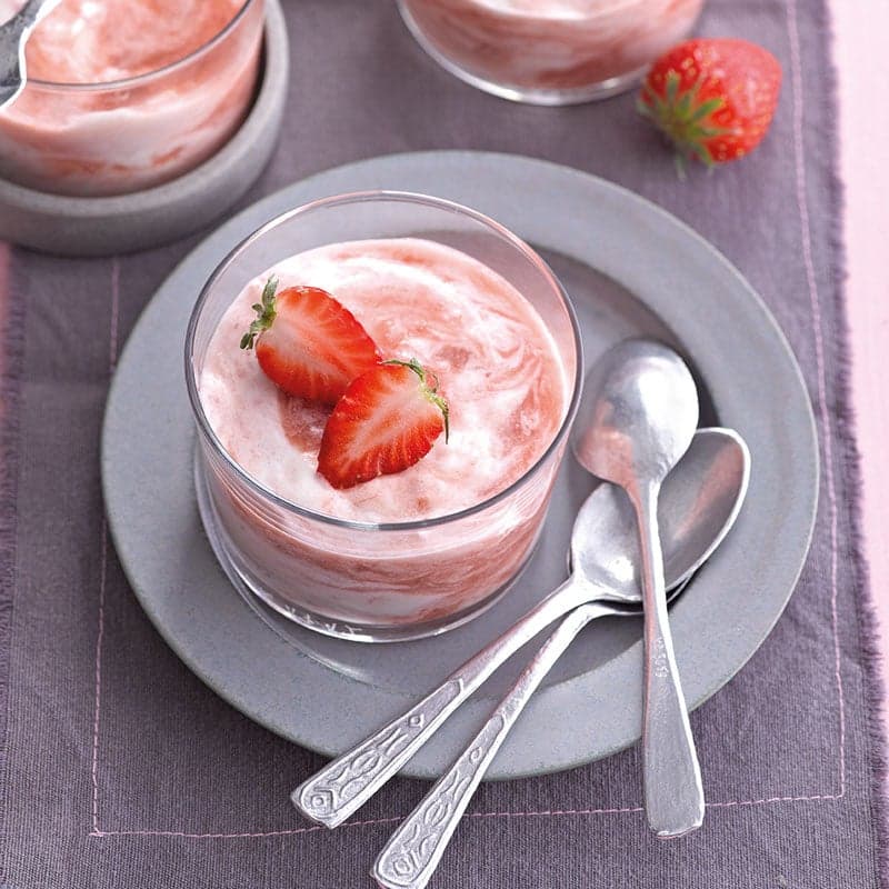 Erdbeer-Rhabarber-Mousse