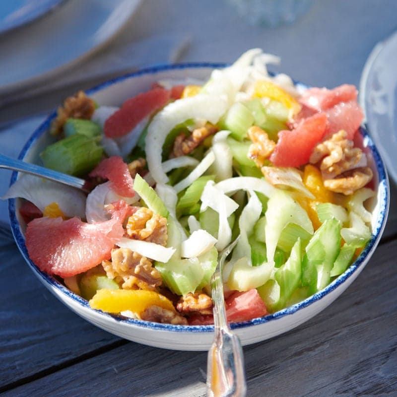 Venkel-selderijsalade met grapefruitdressing