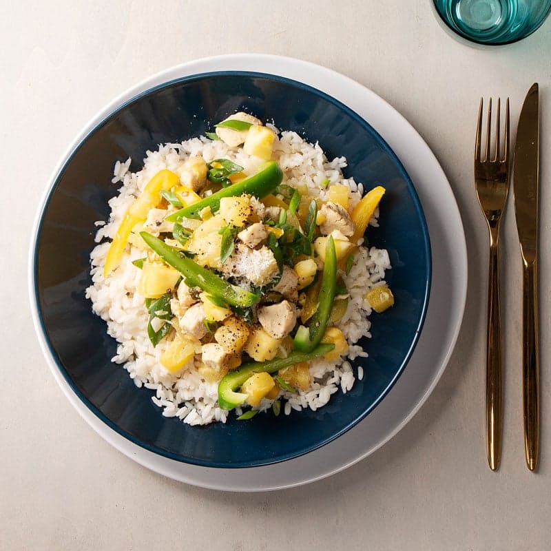 Fruchtiges Hähnchencurry mit Ananas und Paprika