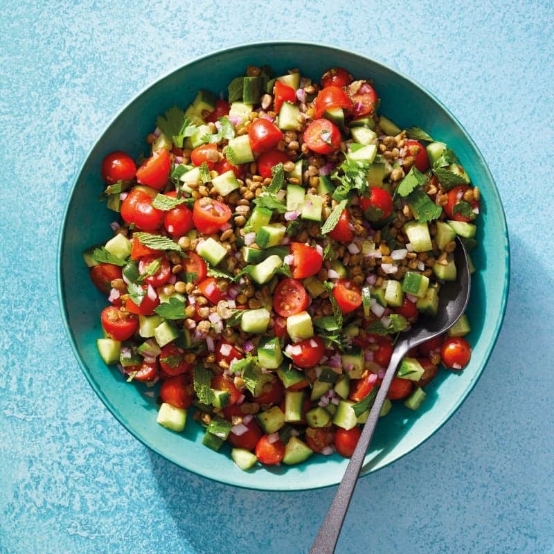 Salade israélienne de lentilles croustillantes