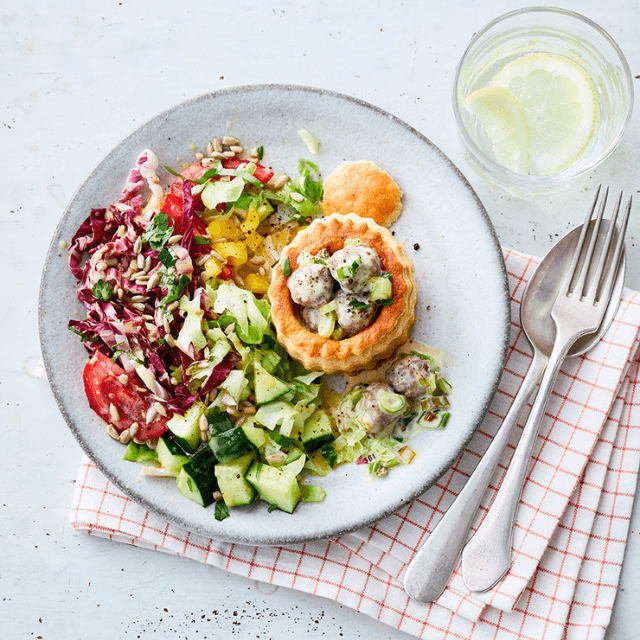 Pastetli mit Brätkügeli