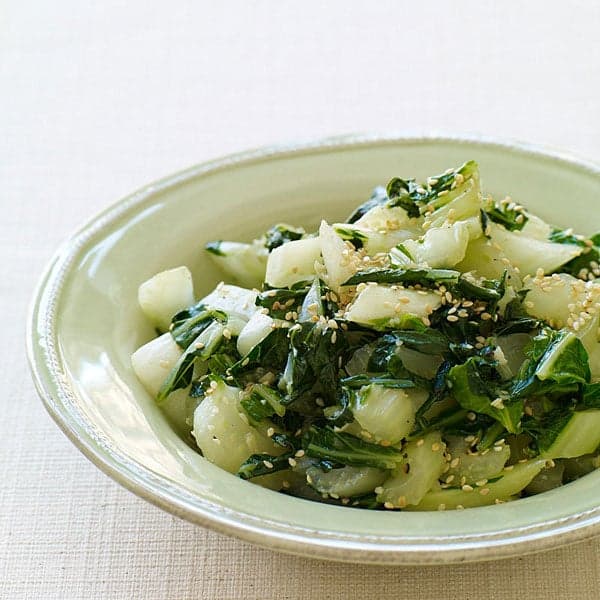 Stir-fried bok choy with sesame seeds