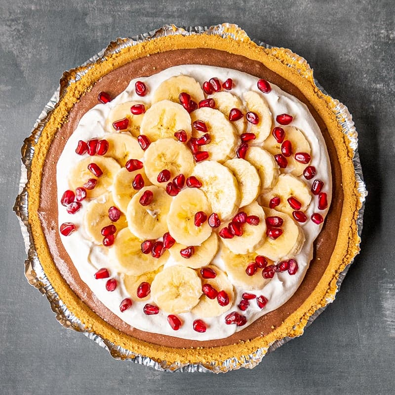 Frozen chocolate mousse & banana pie